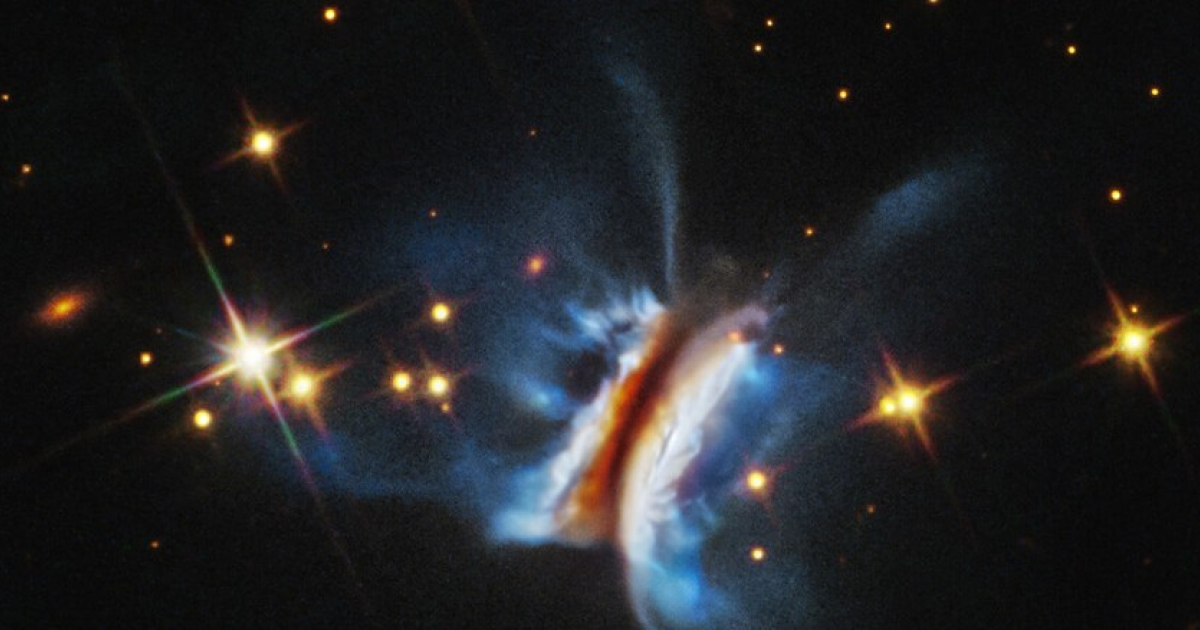 Хаббл в деталях рассмотрел структуру Чивито Дракулы