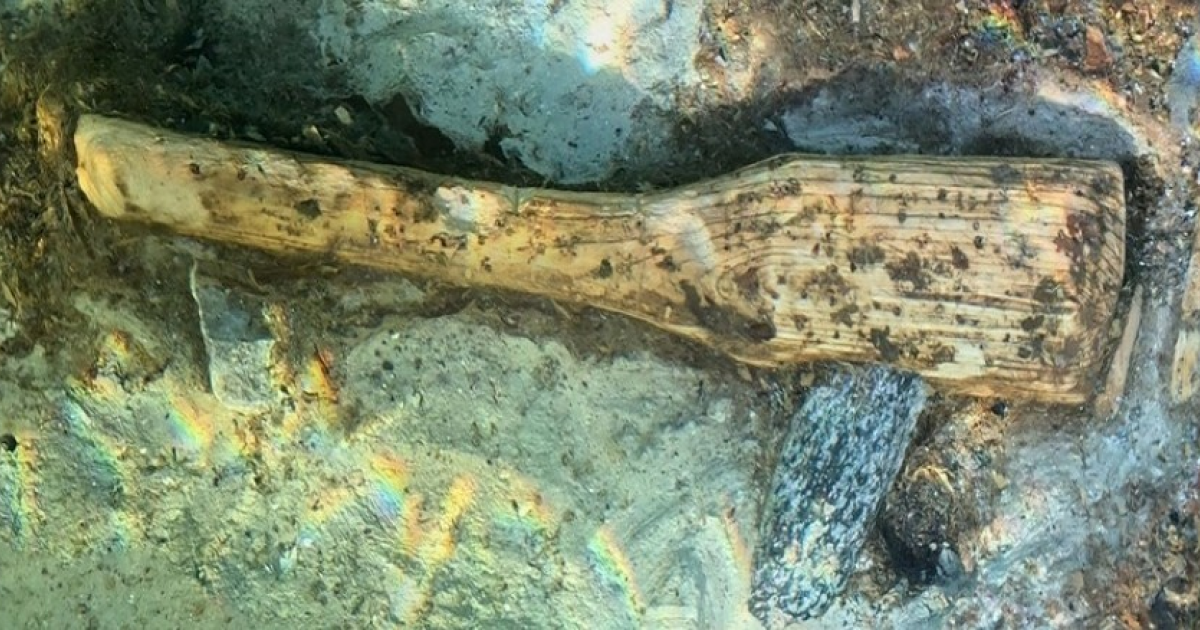 В Боденском озере нашли 4800-летний топор