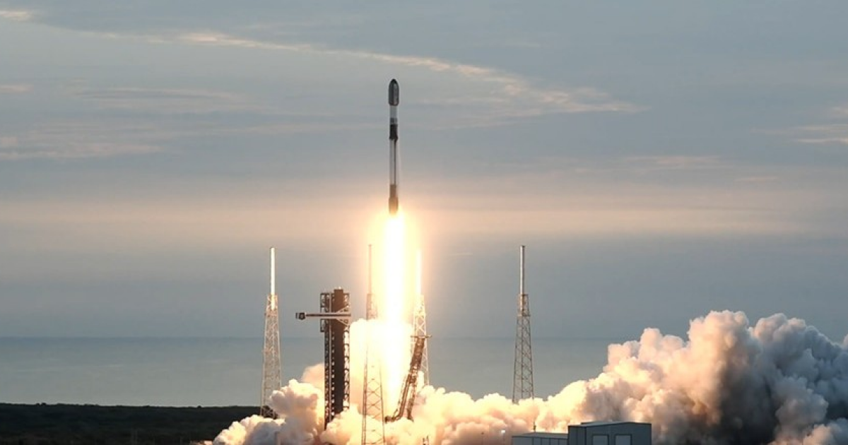 SpaceX впервые запустила в космос возвращаемую капсулу Starfall