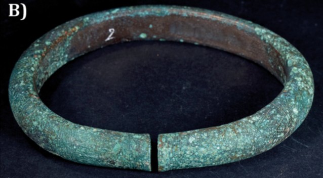 На северо-западе Франции нашли три клада эпохи бронзы