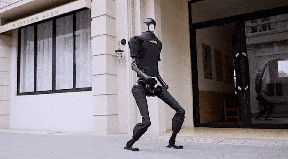 Unitree Robotics показала человекоподобного робота H1. Максимальный крутящий момент его актуаторов составляет 360 ньютон-метров